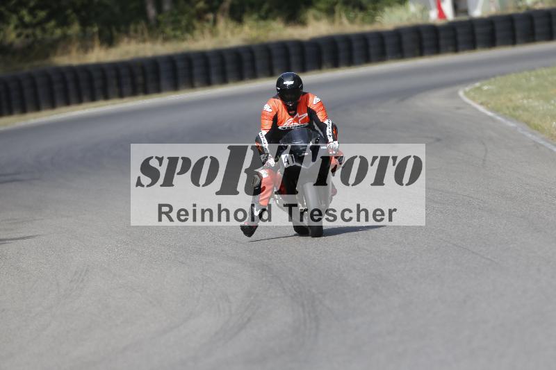 /37 09.08.2026  Pluess Motosport ADR/Freies Fahren/41